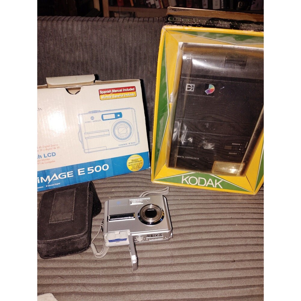 Two vintage cameras Dimage e500 & Kodak Colorburst 250